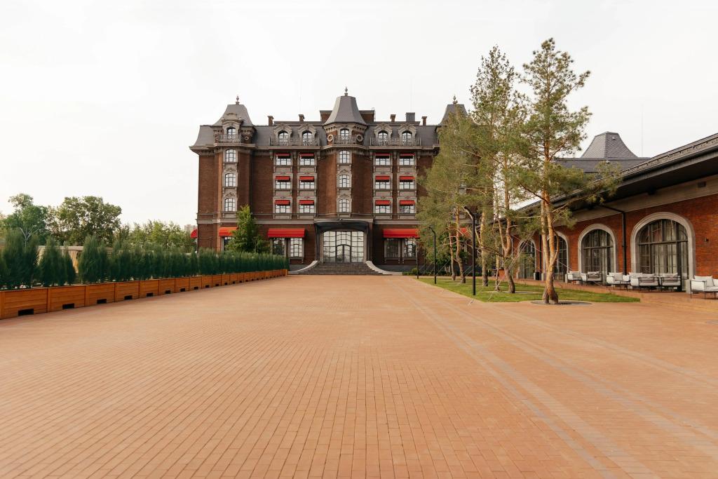 Отель РиверДонПарк - главное фото