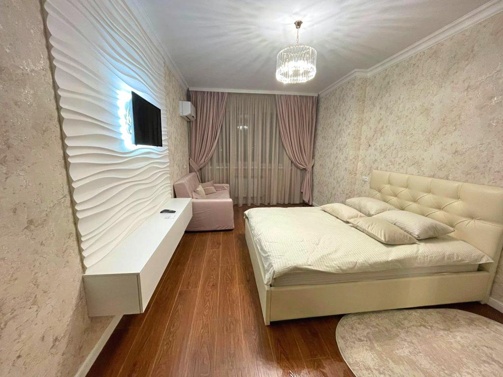 Апартаменты Бибика 24 на втором этаже - главное фото