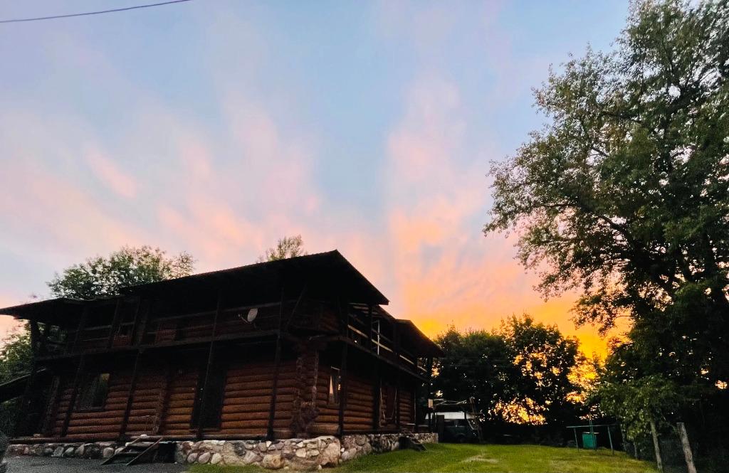 Гостевой Дом Tri Bogatyrya - главное фото