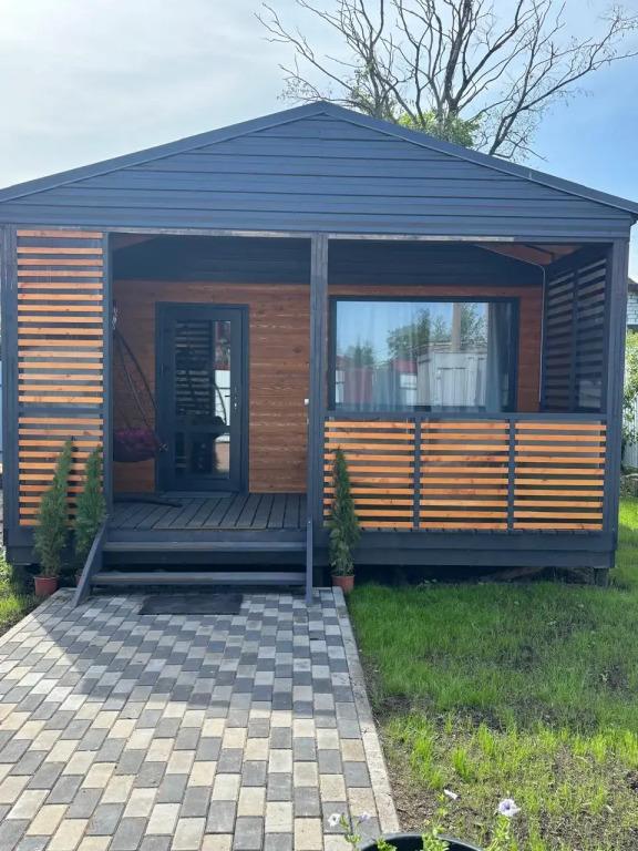 Частный дом У озера - главное фото