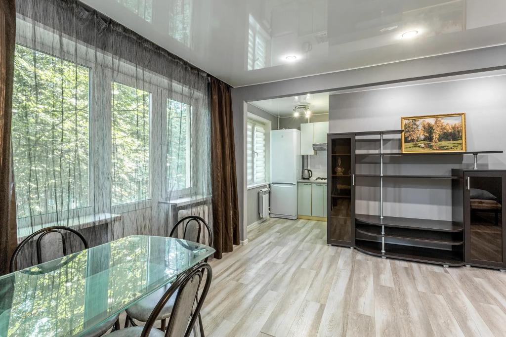 Квартира Шикарная двухкомнатная в центре города - главное фото