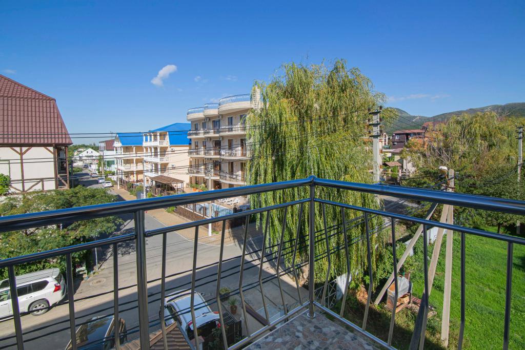 Гостевой дом Приветливый Дворик - главное фото