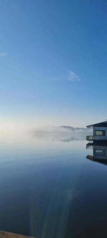 Гостевой дом ХаусБот Клиффхаус - главное фото