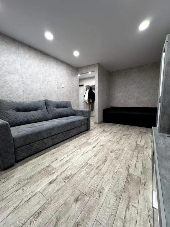 Квартира в Спальном Районе - главное фото