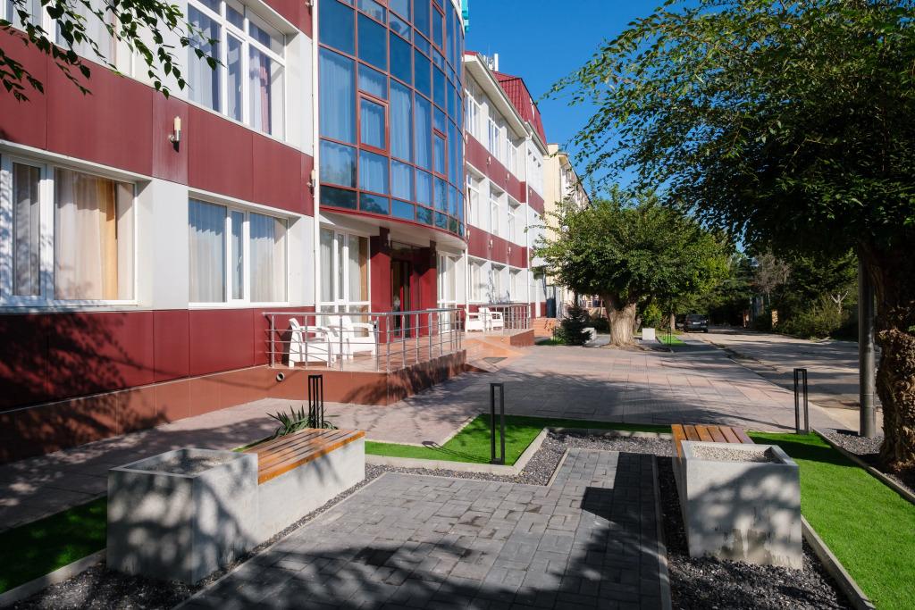 Отель Феодосия - главное фото