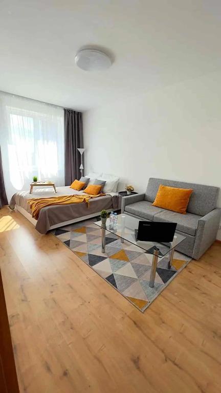 Квартира на улице Севастьянова 28/1 - главное фото