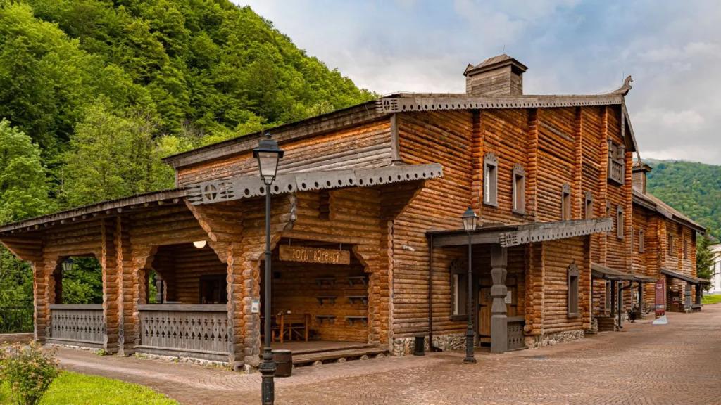 Бутик-Отель Русские Сезоны Бутик-Отель Кижи, Роза Хутор - главное фото