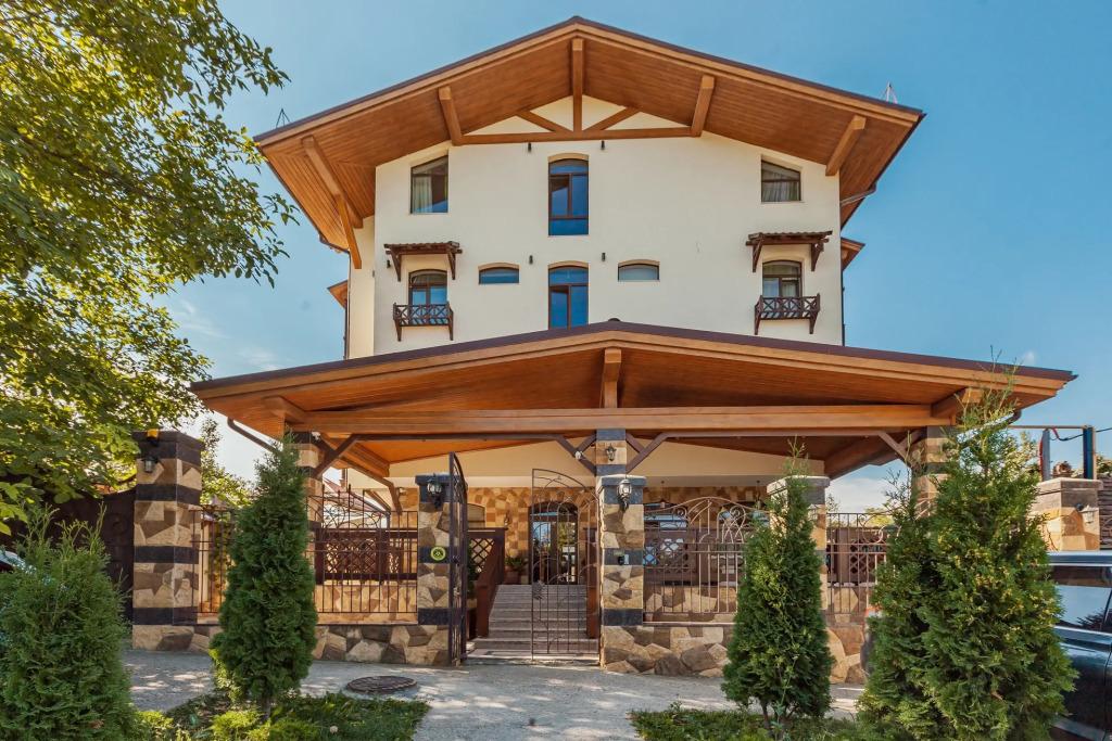 Отель Ваш Отдых - главное фото