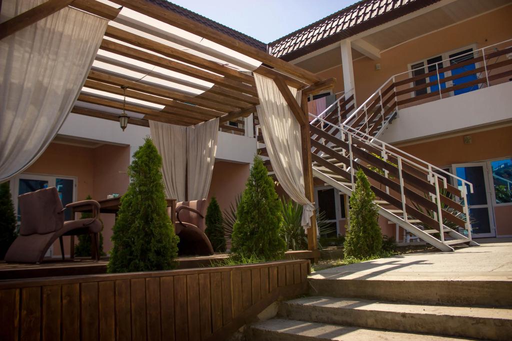 Отель Эвель - главное фото