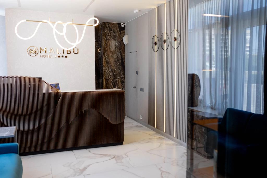 Отель Малибу - главное фото