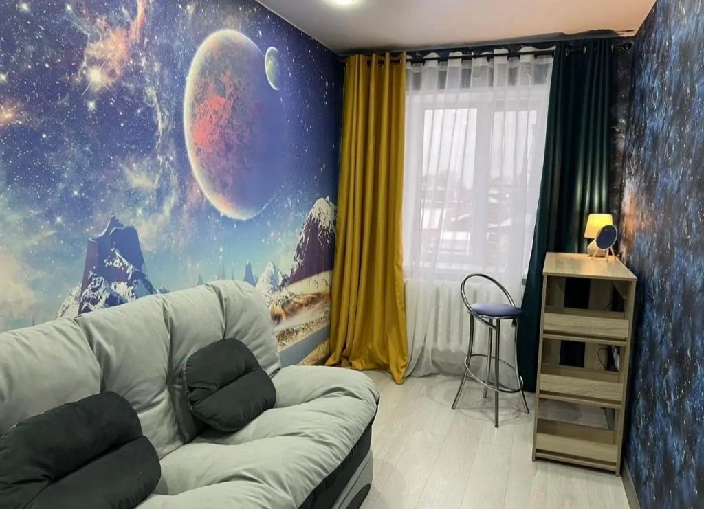 Квартира уютная на втором этаже - главное фото