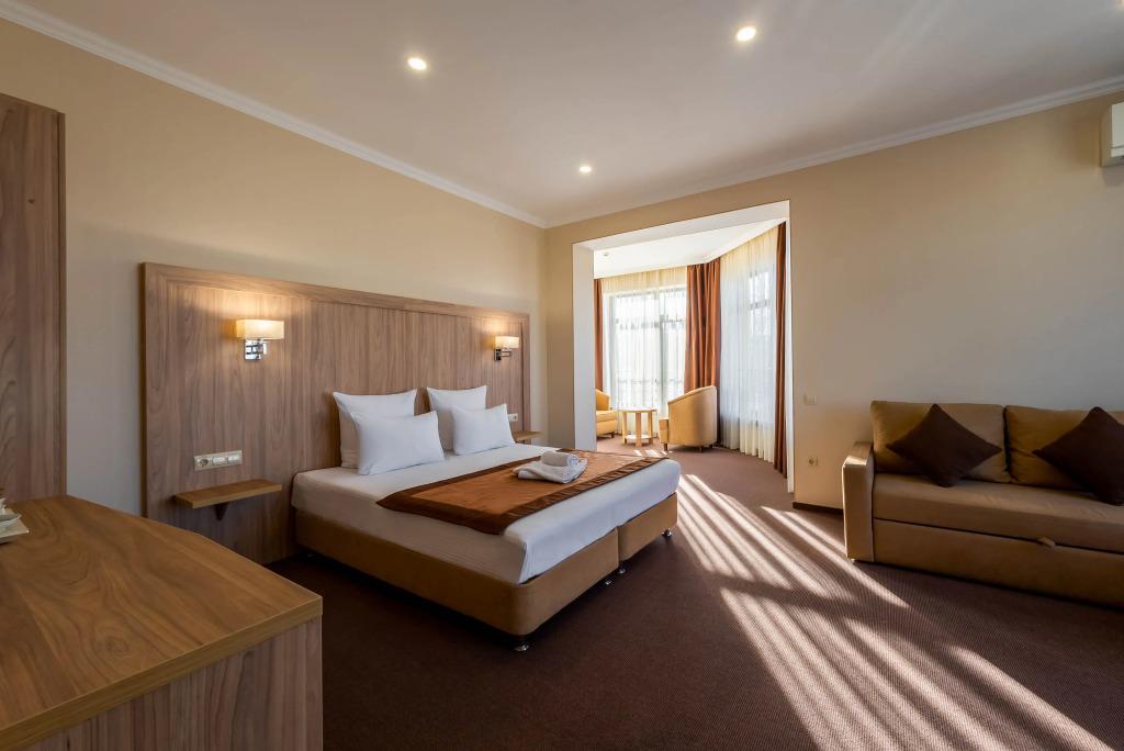 Отель Синегорье - главное фото