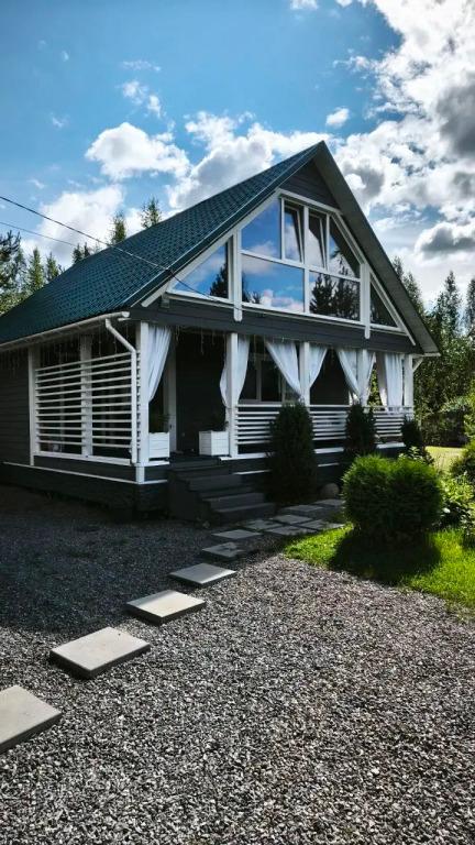 Частный дом уютный дачный у озера Лебяжье 1.5 км - главное фото