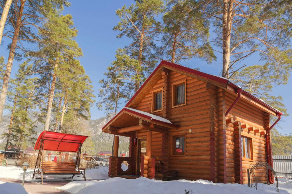 База отдыха База oтдыxa «Уcадьбa Светоч» - главное фото