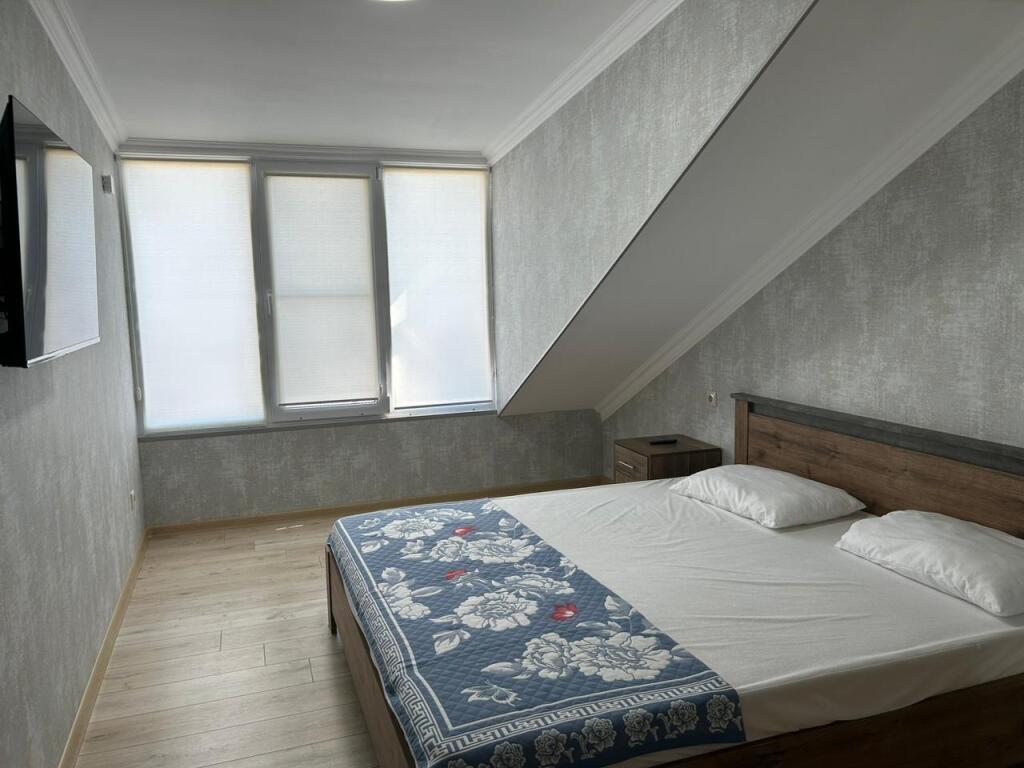 Апартаменты "Эленика" в Центре Каспийска с видом на море - главное фото