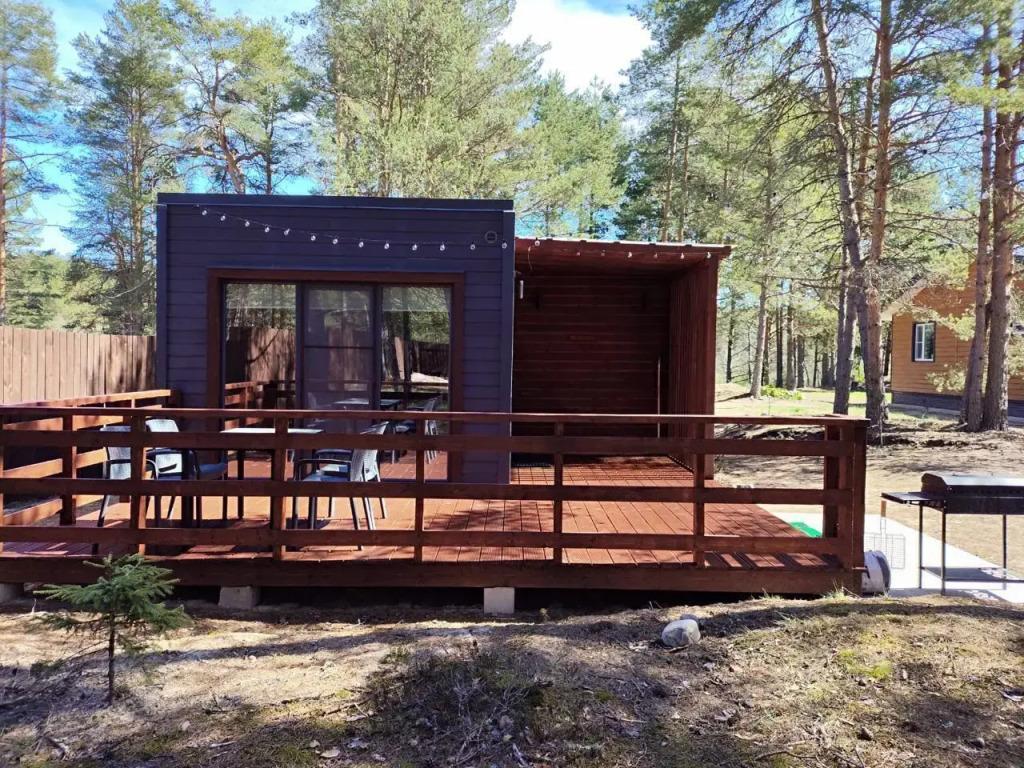 Частный дом c панopамным остeклениeм и oткpытoй тepассoй на Старозаводской улице 8Г - главное фото