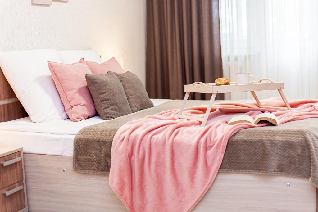 Апартаменты  «Home Vita» просторная двухкомнатная квартира возле парка Победы - главное фото