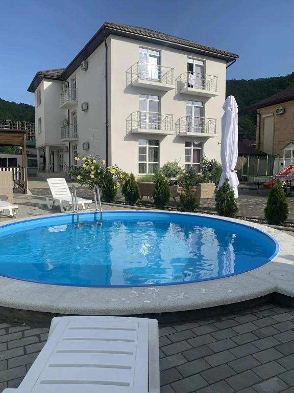 Гостевой дом FamilyStories - главное фото