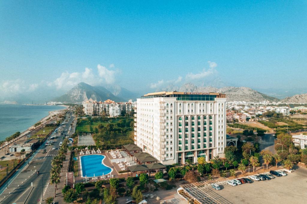 Crowne Plaza Hotel Antalya, an IHG Hotel - главное фото