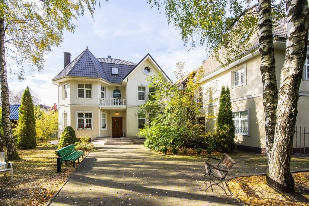 Вилла Гренч - главное фото