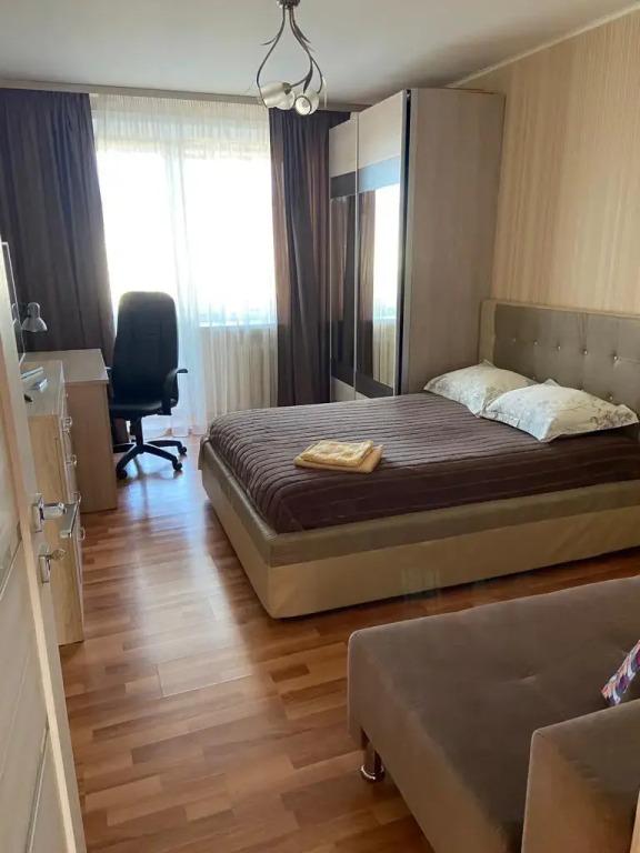 Апартаменты двухкомнатные Sempl на Нефтянников 50 - главное фото