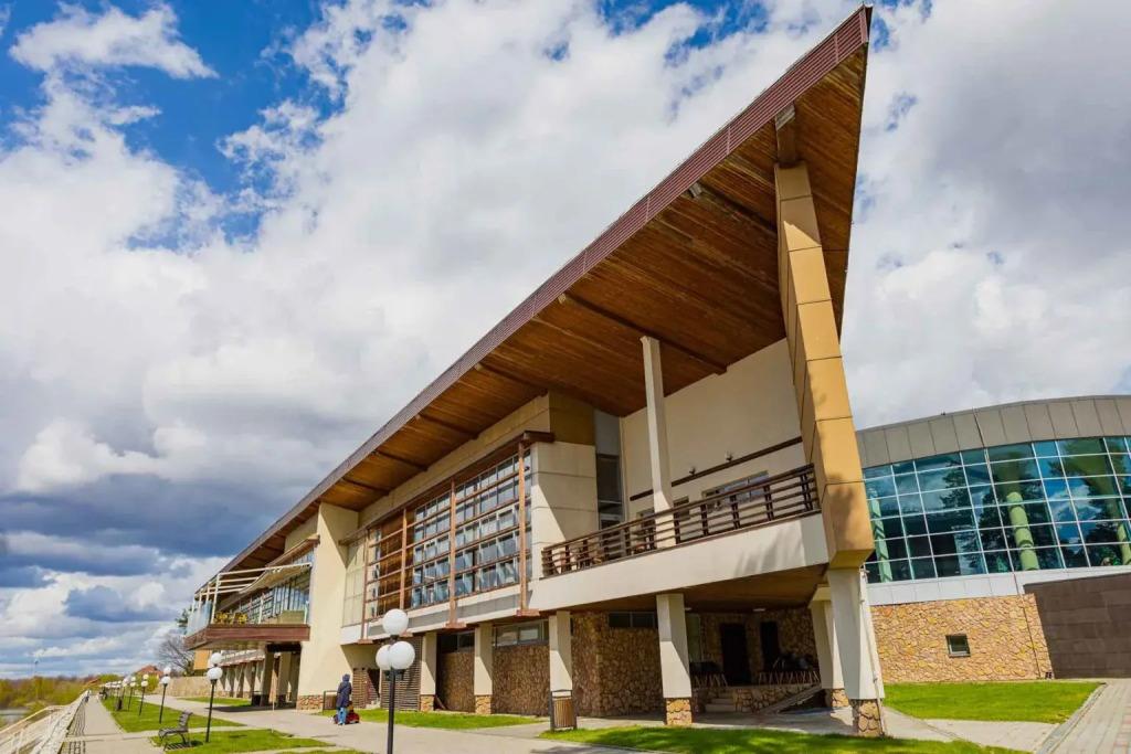 Отель Загородный отель Чайка - главное фото