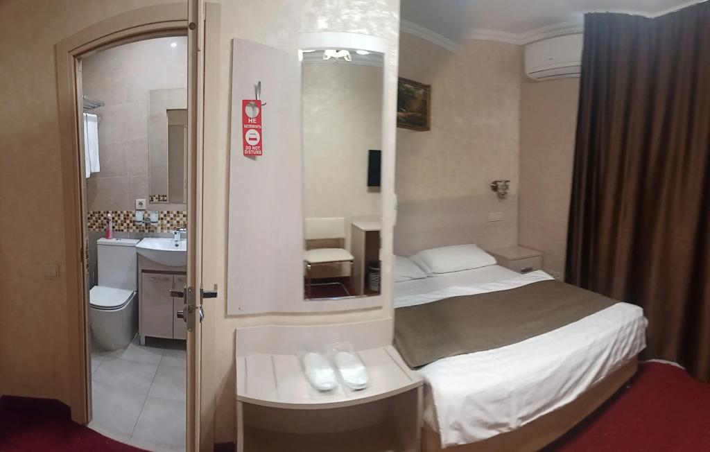 Отель Orange - главное фото