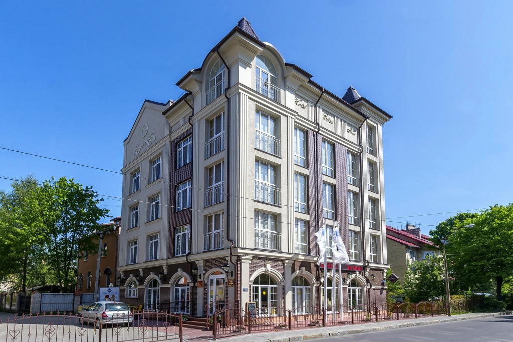 Отель Elisa Inn - главное фото