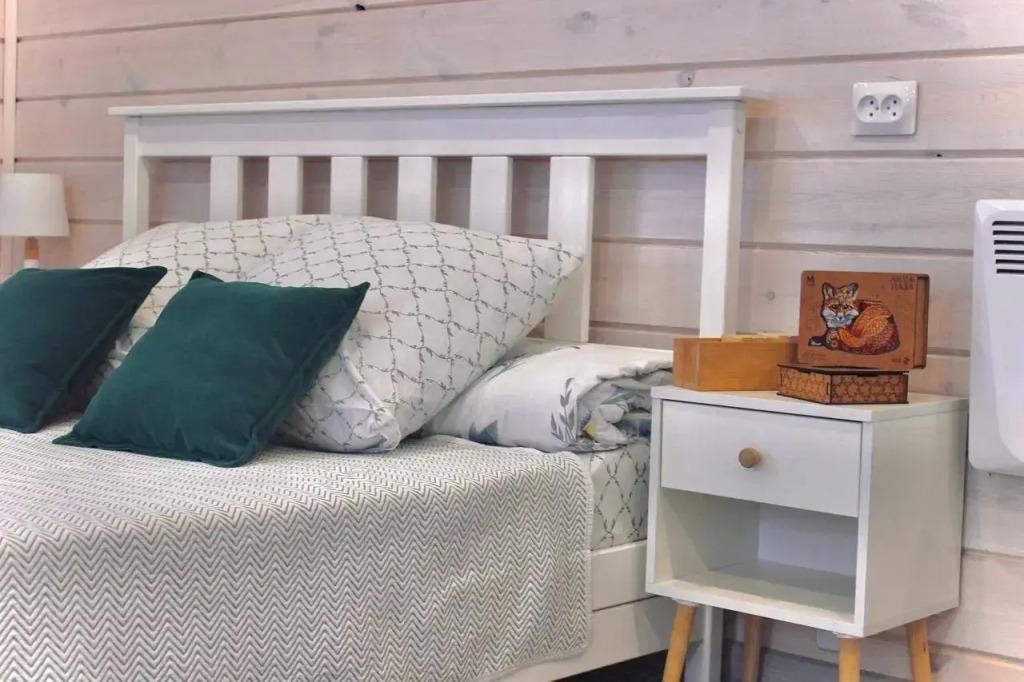 Гостевой дом ХВОЯ в окружении кедрового леса - главное фото