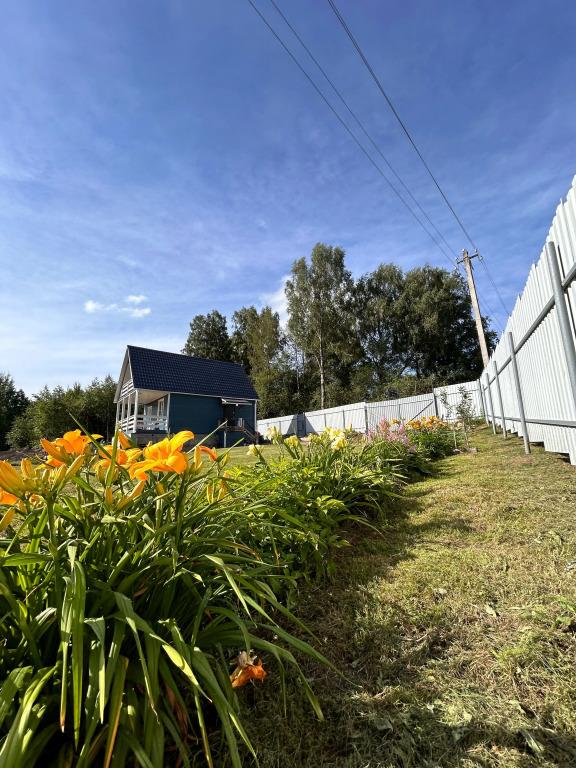 Частный дом Дом у озера - главное фото