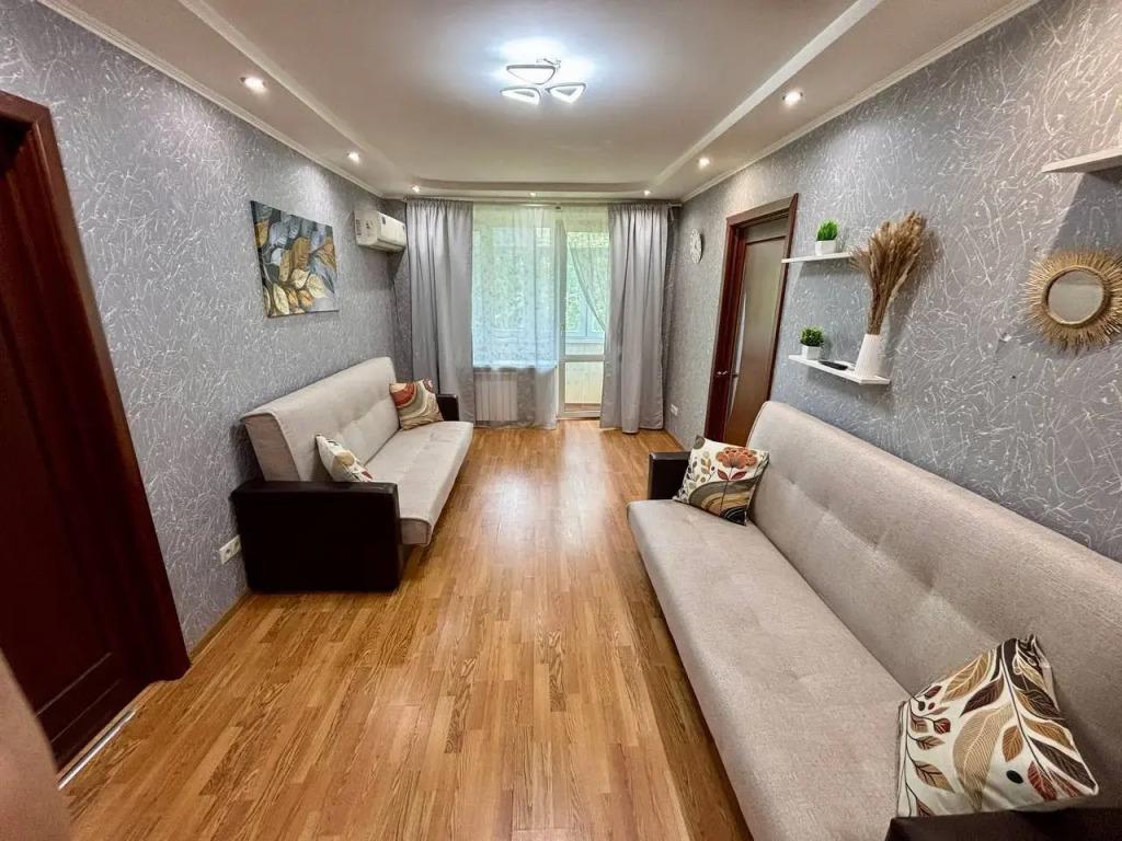 Квартира на улице Клубная 13 - главное фото