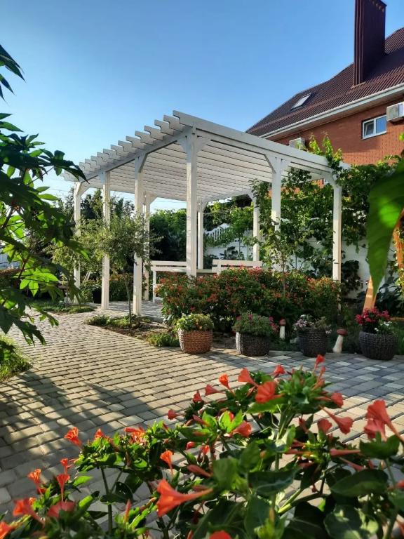 Гостевой дом Белая Дача - главное фото