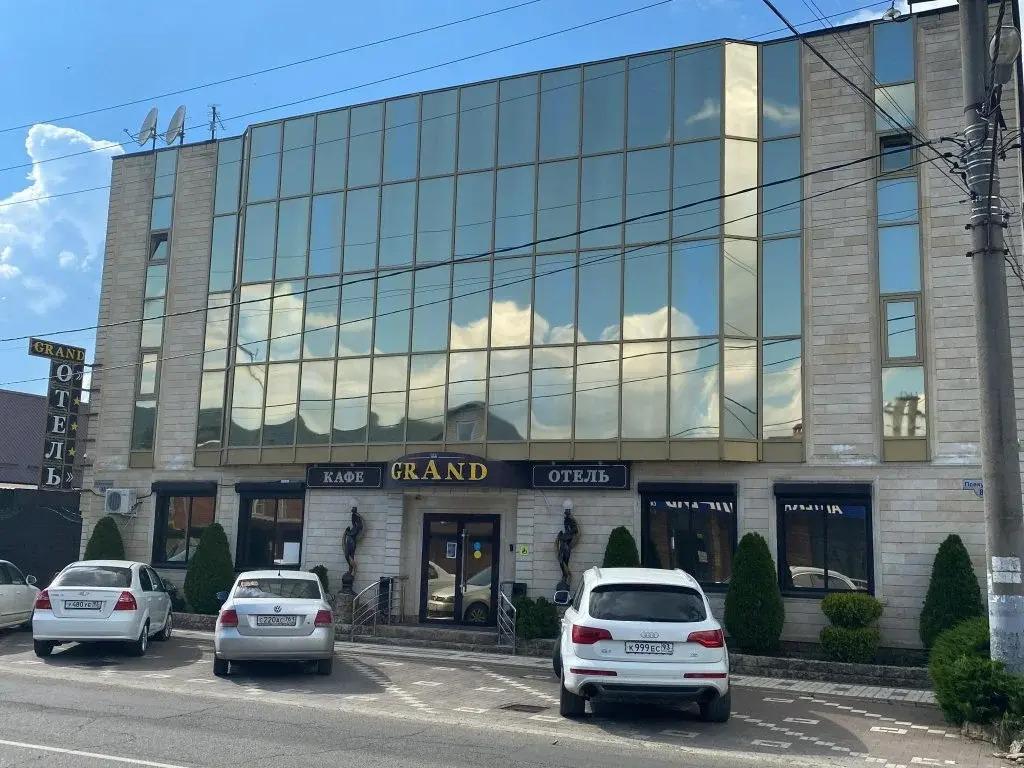 Отель Гранд - главное фото