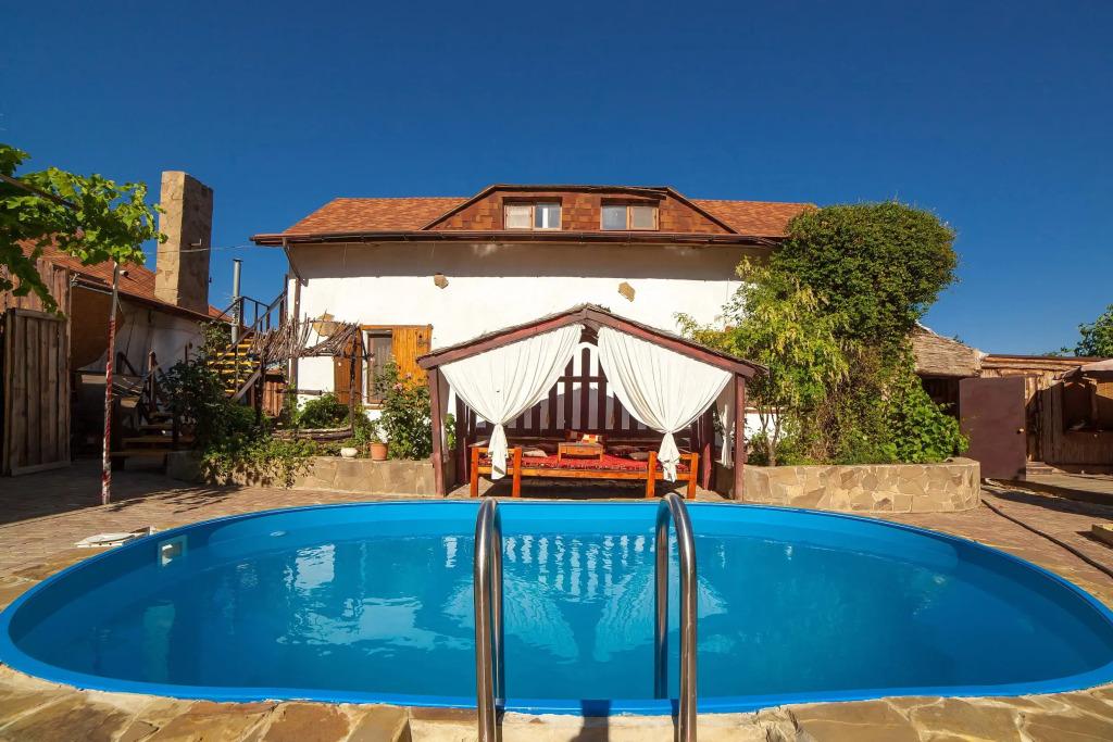 Отель Гостиный Двор B&B - главное фото