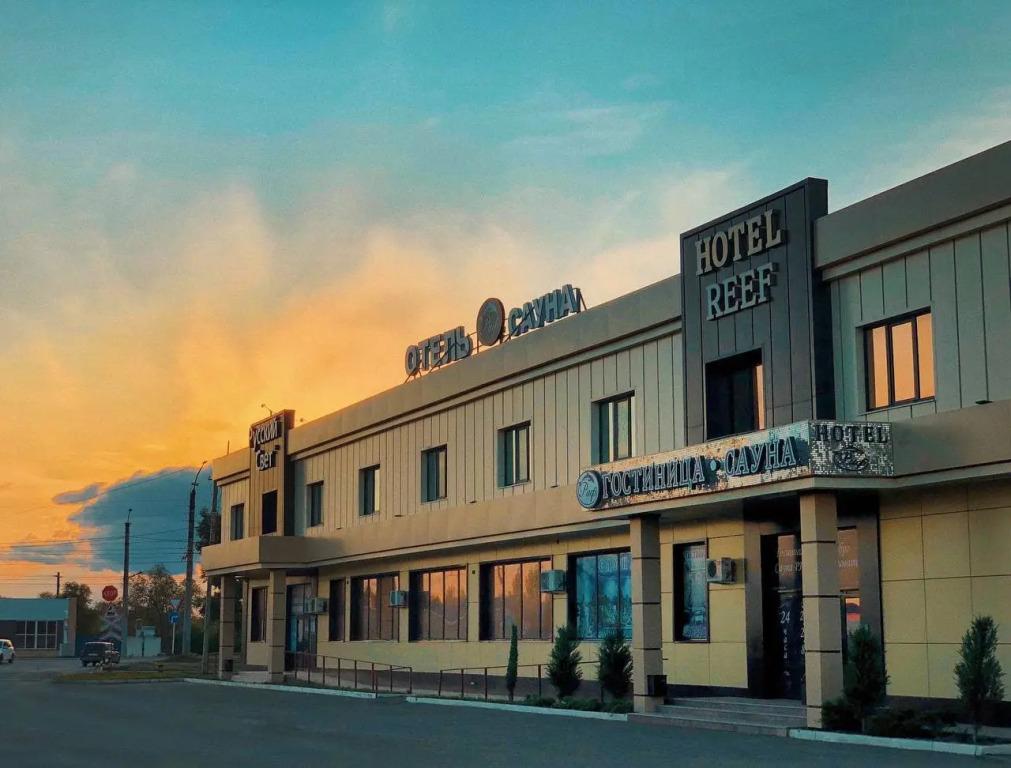 Отель Риф - главное фото