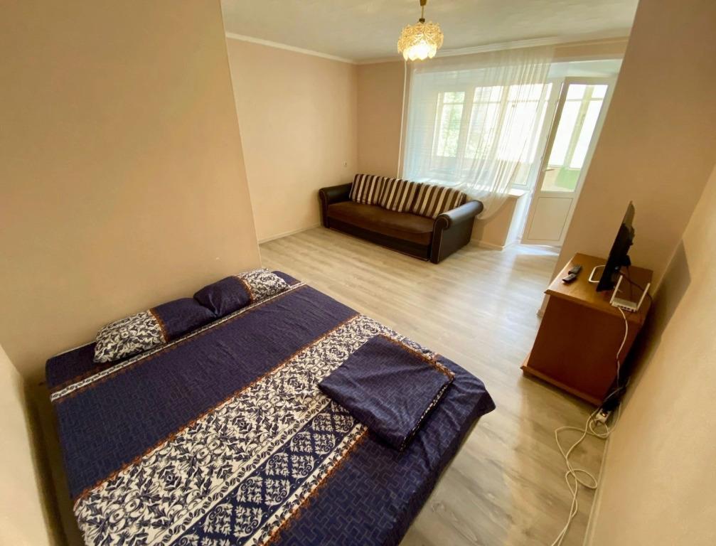 Квартира с Балконом на Теннисной 47/2 - главное фото