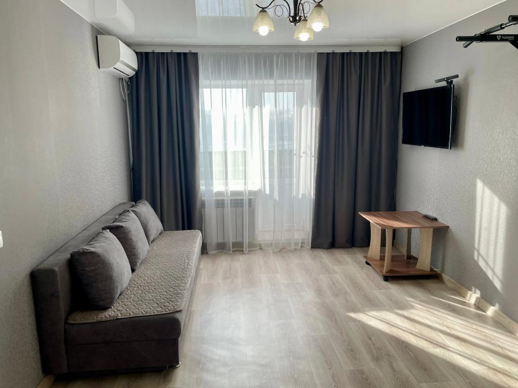 Квартира с видом на сопку с телевышкой На Сутки - главное фото