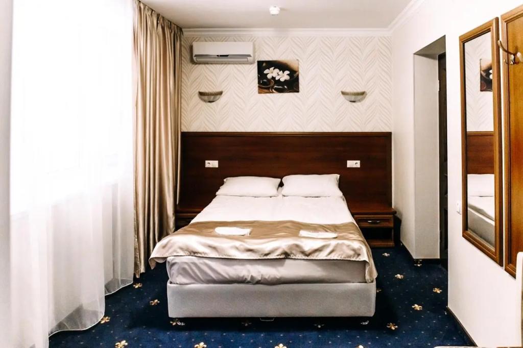 Отель Грасс Парк - главное фото