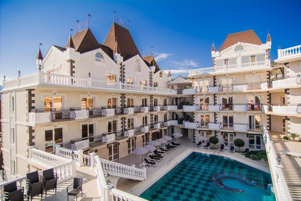 Отель Камелот - главное фото