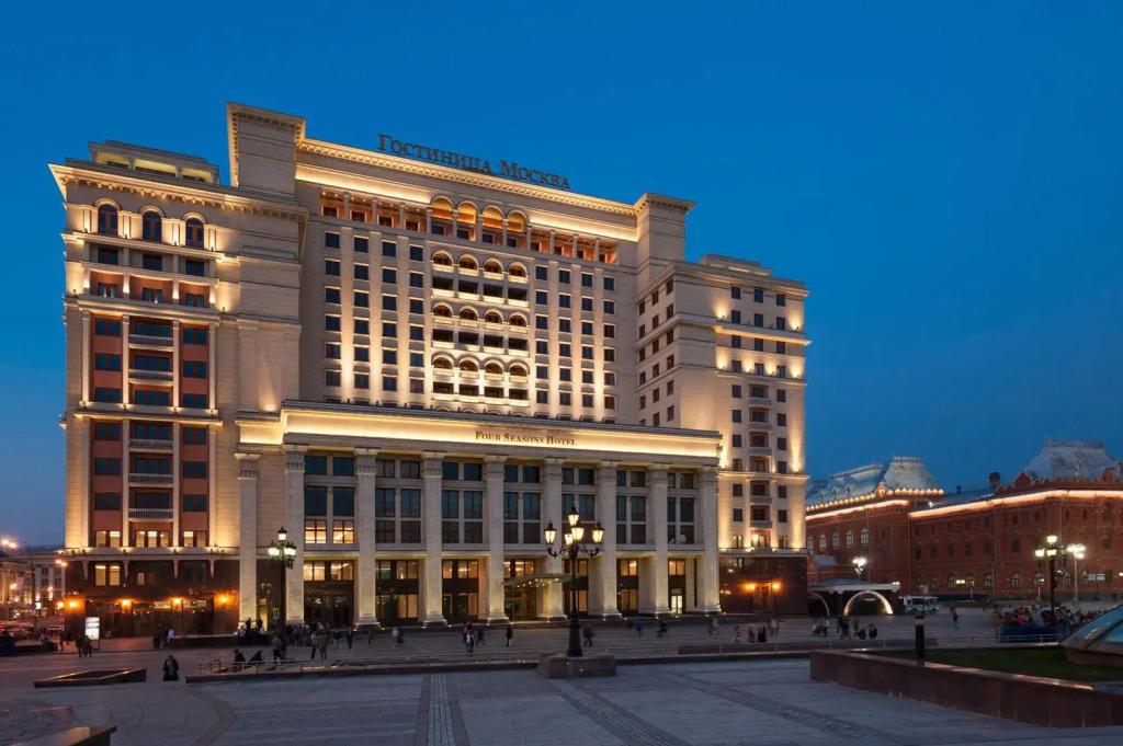 Гостиница Four Seasons Hotel Moscow - главное фото