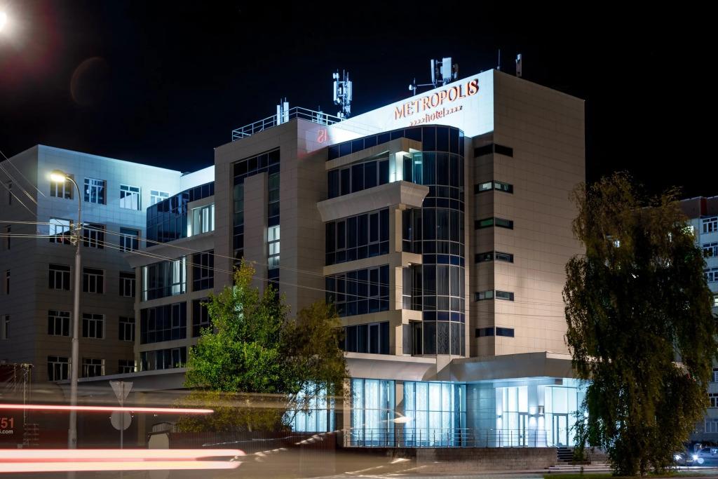 Отель Метрополис - главное фото