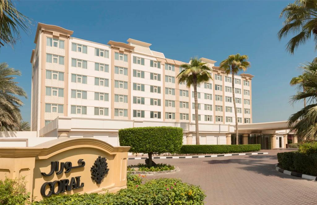 Hotel Coral Beach Resort Sharjah - главное фото
