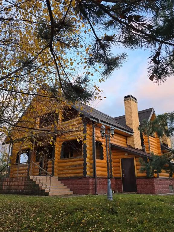 Частный дом Уница 300кв.м на первой линии озера Селигере - главное фото