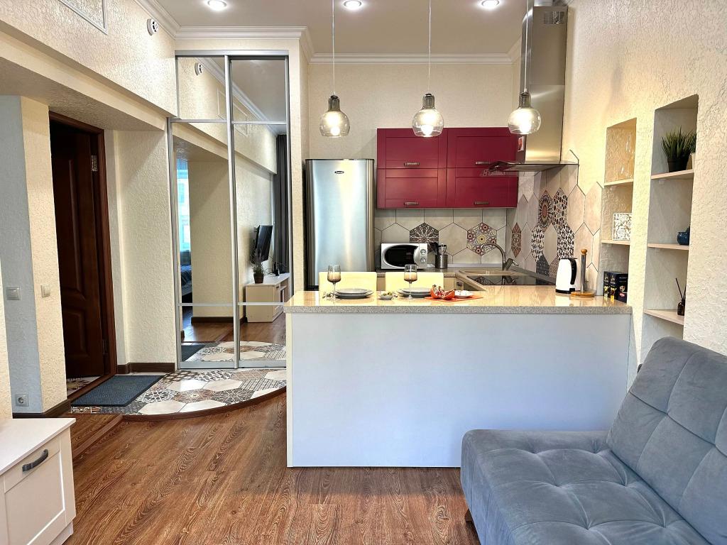 Апартаменты Центр 2к Сталинка - главное фото