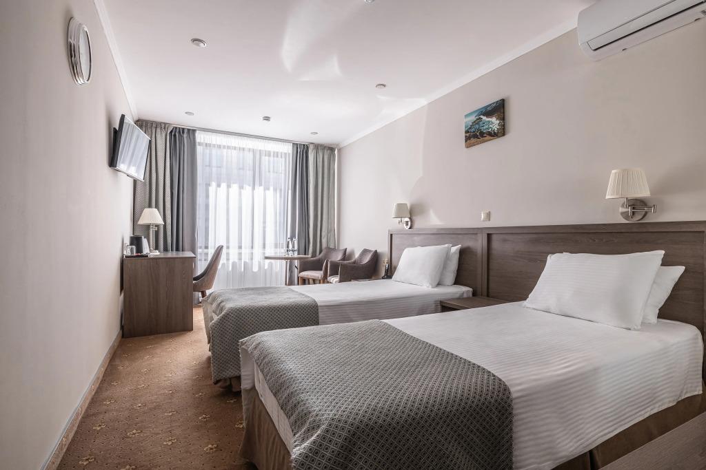 Отель Байкал Бизнес Центр - главное фото