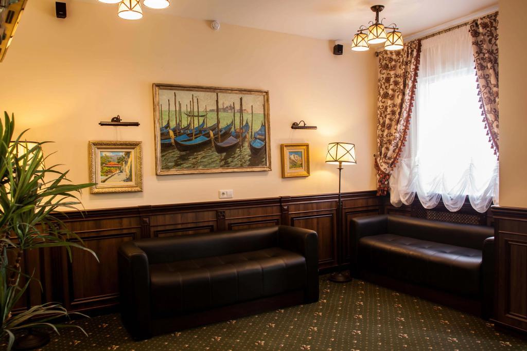 Отель 19 - главное фото