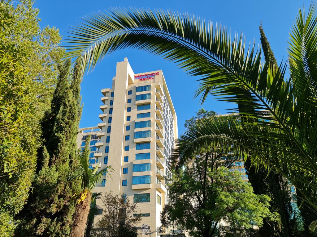 Отель Mercure Sochi Centre - главное фото