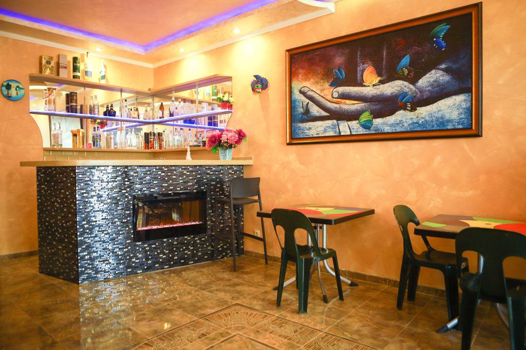 Гостевой дом 10 в Морском - главное фото