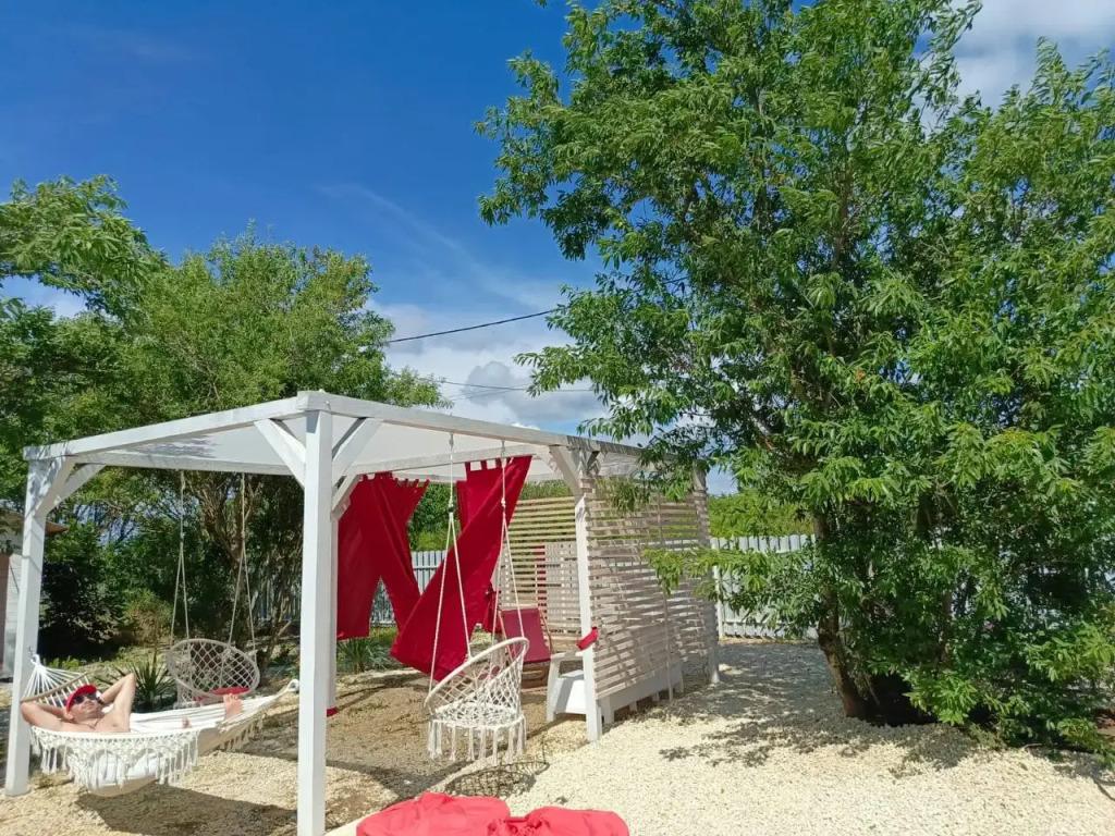 База отдыха  Миндаль - главное фото