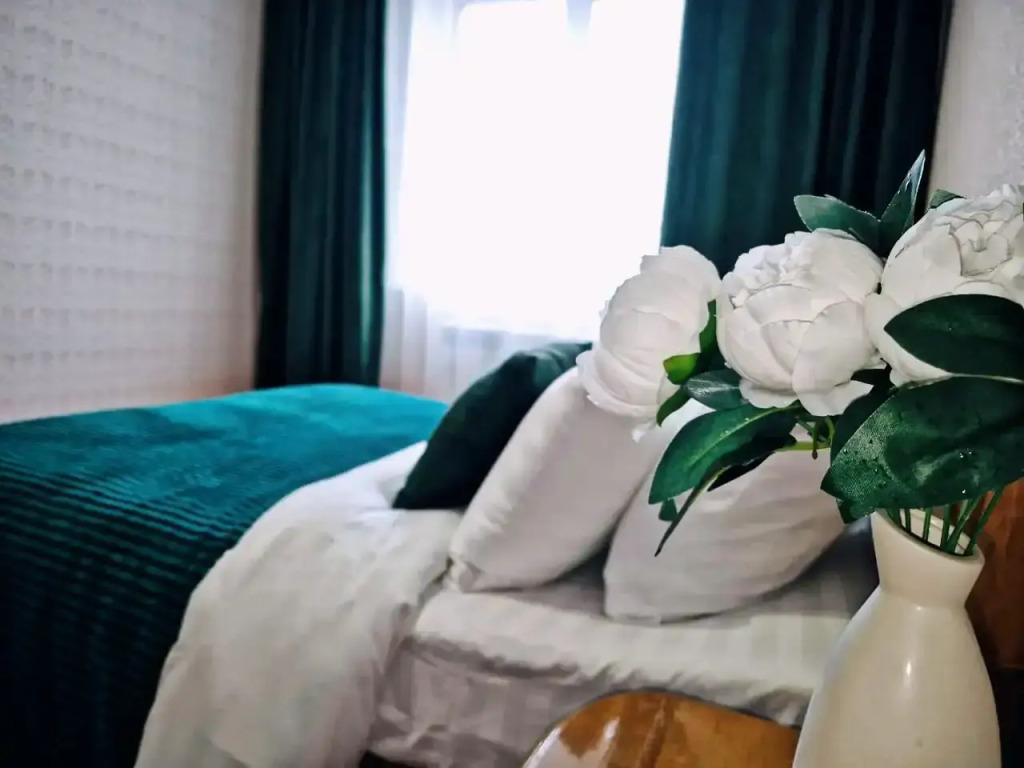 Квартира Двухкомнатная по улице Карпенко - главное фото